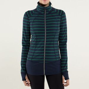 Lululemon Nice Asana Jacket
Slalom Stripe Inkwell / Inkwell